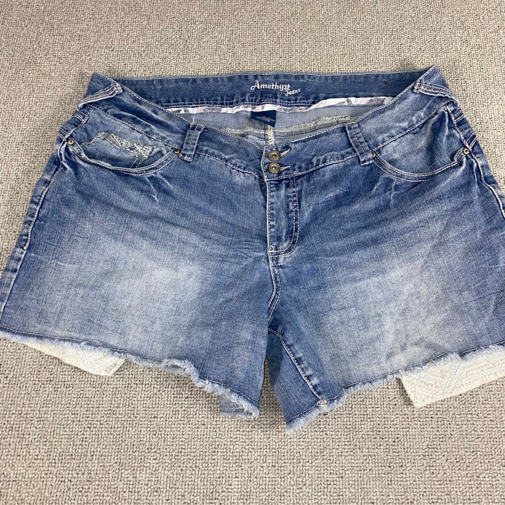 Amethyst Jeans Denim Shorts Womens 18 Blue Aubrey Raw Hem Lace Trim Stretch Jean